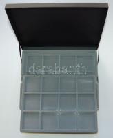 Éremtartó kazetta 1 kivehető tálcával, összesen 24 férőhellyel újszerű állapotban!