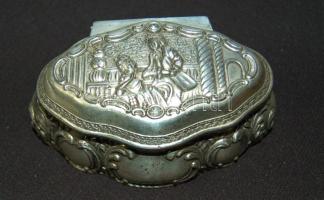 Dekoratív kis fém ékszerdoboz bársony béléssel 11x7x5 cm