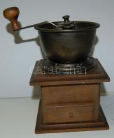 Régi fa és fém kávédaráló jó állapotban 18 cm