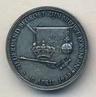 Hollandia 1980.április 30. Beatrix királynő koronázási érem Ag 6g tanúsítvánnyal eredeti tokban T:1