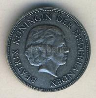 Hollandia 1980.április 30. Beatrix királynő koronázási érem Ag 6g tanúsítvánnyal eredeti tokban T:1