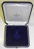 1988. "Fedettpályás Atlétikai EB Budapest" szögletes díjérem eredeti díszdobozban. Szign:B...