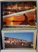 Dánia kb. 220 db modern képeslap, közte Bornholm-szigetek, sok érdekesség