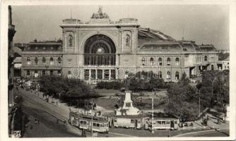 Budapest VII. Keleti pályaudvar villamosokkal