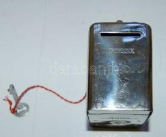 "Magy. Tanítók Orsz. Takarék és Hitel Sz. Budapest 123" feliratú fém persely kulccsal 6x11...