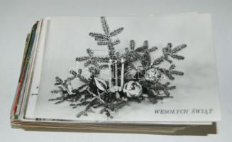 107 db külföldi karácsonyi üdvözlőlap + 36 db díjjegyes levelező- és képeslap