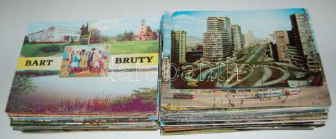 214 db modern külföldi városképes lap