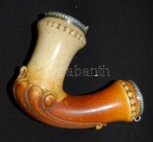 XIX. századi szépen faragott tajtékpipa, ezüsttel bélelt és karimázott, gyönyörűen "kiszívott" darab 15 cm