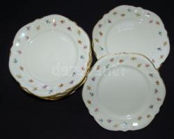 12 személyes Rosenthal kávés / teás készlet, ami egyetlen tányér kivételével komplett. Minden darab ...