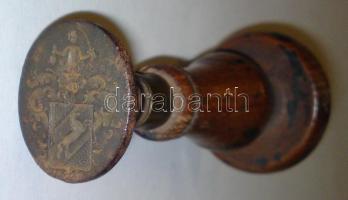 XIX. sz vége Címeres fanyelű pecsétnyomó / Seal 8 cm