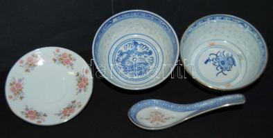 Vegyes porcelán tétel: klf állat figurák, kistányérok, vázák, hamutálak, tálak, stb. Összesen 20 db