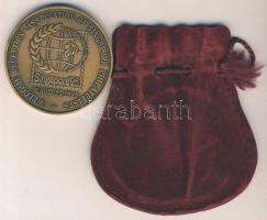 Szingapúr 1995. "Bélyeg-világkiállítás - Szingapúr" Br emlékérem T:1 plüss szütyőben / Singapore 1995. "Singapore World Stamp Exhibition" Br medallion T:1