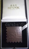 Nagy-Britannia 2010. "Nemzetközi Filatélia Kiállítás London" Br bélyeg formájú plakett eredeti díszdobozban T:1 / Great Britain 2010. "International Philatelic Exhibition" stamp shaped plaquette T:1