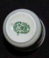 Kézzel festett virágokkal díszített Zsolnay porcelán pohárka / Handpainted Zsolnay chinaware glass 6...