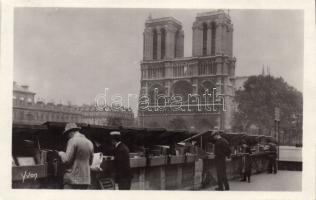 Paris St Michel quay book-sellers