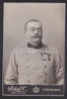 1908 Gross Sándor törzsorvost ábrázoló keményhátú fotó nagyon szép állapotban 11x16cm