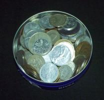 Vegyes külföldi fémpénz tétel, összesen 138db T:1,2,3