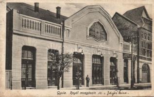 Gyula Royal mozi (fl)