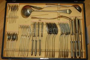 cca 1920 6 személyes, 46 darabos alpakka evőeszköz-készlet keménydobozban, szép állapotban / Set of ...