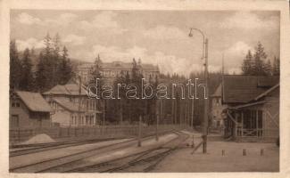 Tátralomnic railway station