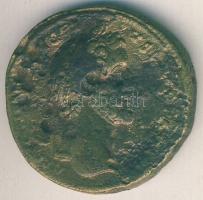 Római Császárság / ANTONIUS PIUS 138-161. "SALUS AUG SC / Álló Salus" Sestertius (27,11g) T:3