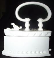 Dekoratív porcelán vasaló jelzés nélkül / Chinaware iron 16x8x18cm