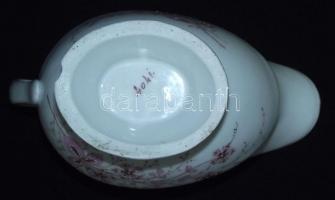 Egy doboz vegyes kerámia és porcelán tétel