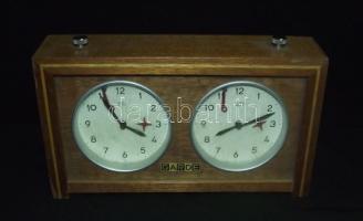 Garde UMF Ruhla márkájú működőképes régi sakkóra / Chess clock works well