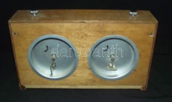 Garde UMF Ruhla márkájú működőképes régi sakkóra / Chess clock works well