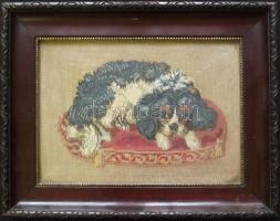 cca 1920 Kutyát ábrázoló, finom goblein igényes lakkozott keretben / Dog goblein in nice frame 31x25 cm