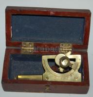 Stanley London típusú szextáns fa dobozkában