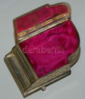 Zongora alakú kis fém szelence 13x8x6cm