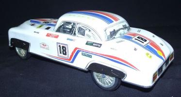 cca 1970 Lendkerekes lemezautó / Tin car with fly wheel 25x11 cm