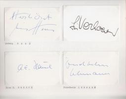 Osztrák filmszínészek autogramm-gyűjteménye 80 db majdnem mind különböző aláírás rendezett gyűjtemén...