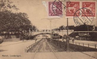 Malmö Lundavägen with tram (EB)