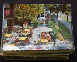 300 db színes, vegyes modern városképes lap, sok magyar és román / 300 mixed town-view cards