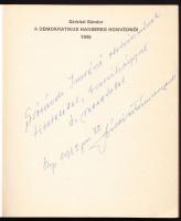 Sárközi Sándor: A Demokratikus hadsereg honvédnői - Dedikált! 1945, Zrínyi, 1982