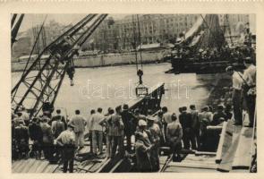 Budapest Szabadság híd újjáépítése, szocialista propaganda