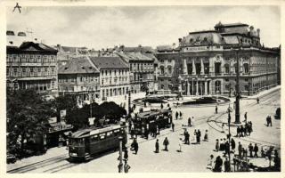 Pozsony theatre with trams