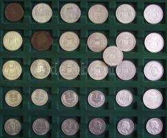 50db-ból álló ezüst-és fémpénz gyűjtemény kivehető tálcás éremtartó dobozban: 1800S 3Kr + 1851G 2Kr ...