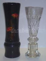 2 db kézzel festett fa gyertyatartó 23cm magas + egy üveg és egy fa vázácska 19cm magas