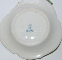 Rózsával díszített német porcelán tálka (javított) / Chinaware bowl (repaired) d: 9cm