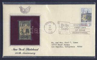 USA/New York/Albany 1988. "New York 200 éve állam - aranyozott bélyeg formájú emlékplakett borítékban, bélyeggel és elsőnapi bélyegzővel T:1