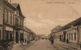 Tata-Tóváros főtér Spitzer János bútorraktárával