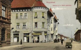 Nagyvárad Rákóczi street with the Stern palace, the bookshop of Artúr Benkő