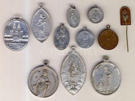 11db különféle kegyérem és jelvény, főleg Alu + töltényhüvelyből készített kegytárgy T:2,3