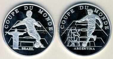 Franciaország 1998. "Labdarúgó VB - Brazília" + "Labdarúgó VB - Argentína" Ag 20g (d=40mm) emlékérmek számozott tanúsítványokkal T:PP