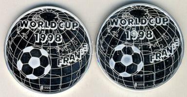 Franciaország 1998. "Labdarúgó VB - Hollandia" + "Labdarúgó VB - Franciaország" Ag 20g (d=40mm) emlékérmek egyik számozott tanúsítvánnyal T:PP