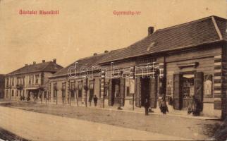 Kiscell Gyarmathy tér, Gayer Gyula üzlete (EK)