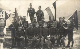 Military WWI Hungarian soldiers in Toblach, group photo (EB)